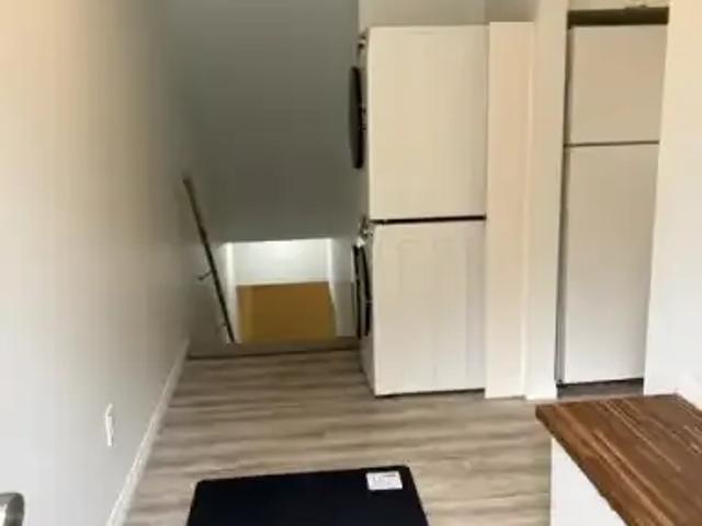 3 Bedroom Apartment Edmonton AB 103338309