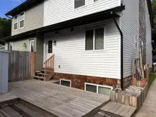 3 Bedroom Apartment Edmonton AB 103798525