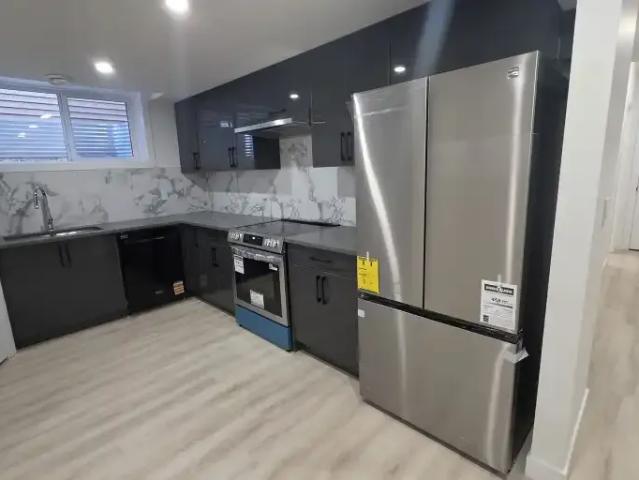 3 Bedroom Apartment Edmonton AB 104181611