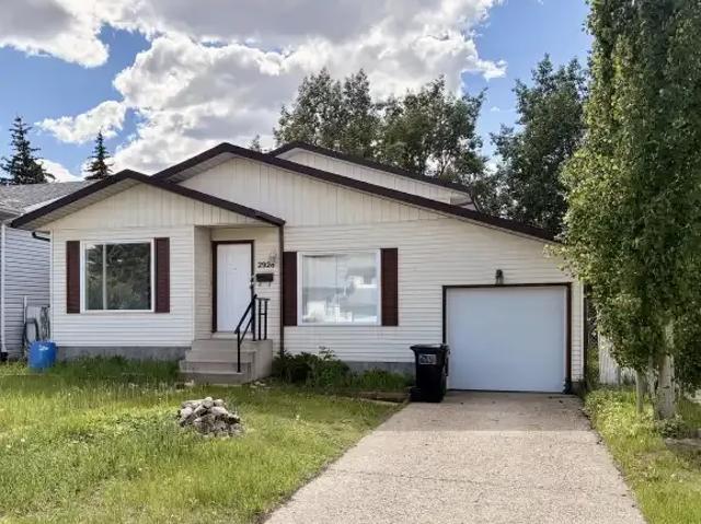 3 Bedroom Apartment Edmonton AB 104257149