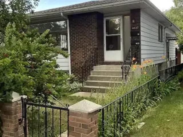 3 Bedroom Apartment Edmonton AB 104434208