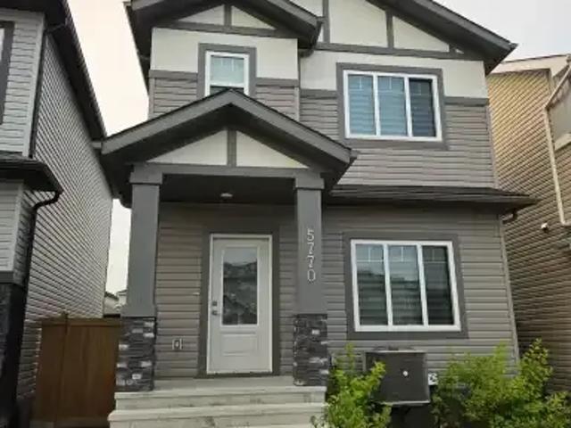 3 Bedroom Apartment Edmonton AB 104563554