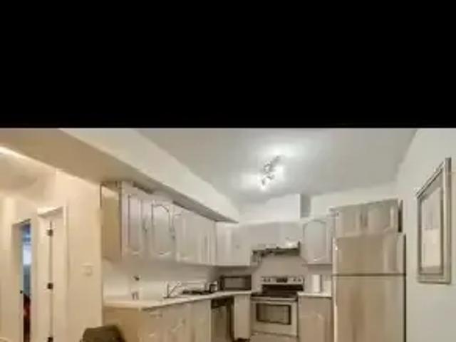 3 Bedroom Apartment Edmonton AB 104888702