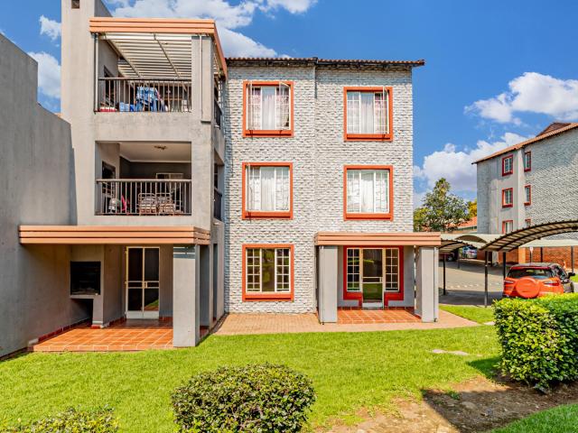 3 Bedroom Apartment / Flat For Sale in Castleview