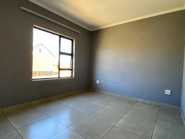 3 Bedroom Apartment / Flat For Sale in Bendor