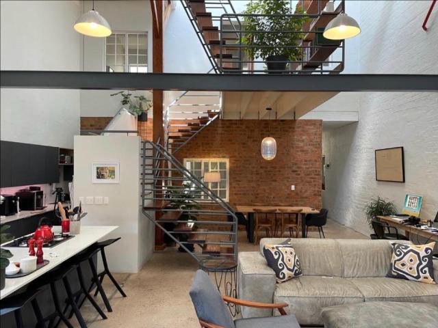3 Bedroom Apartment / Flat For Sale in Braamfontein Werf