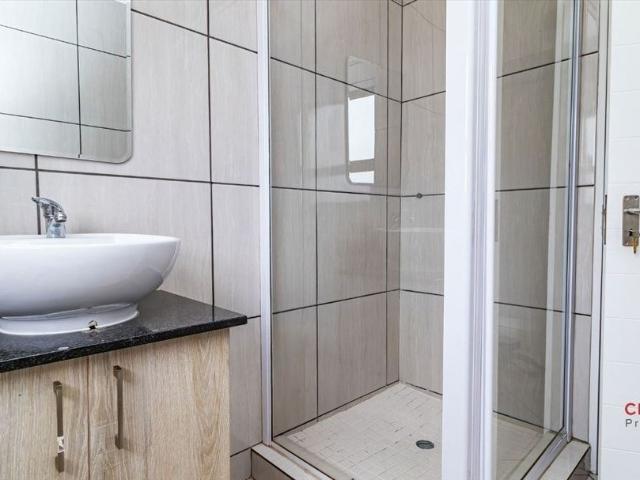 3 Bedroom Apartment / Flat For Sale in Brentwood Park