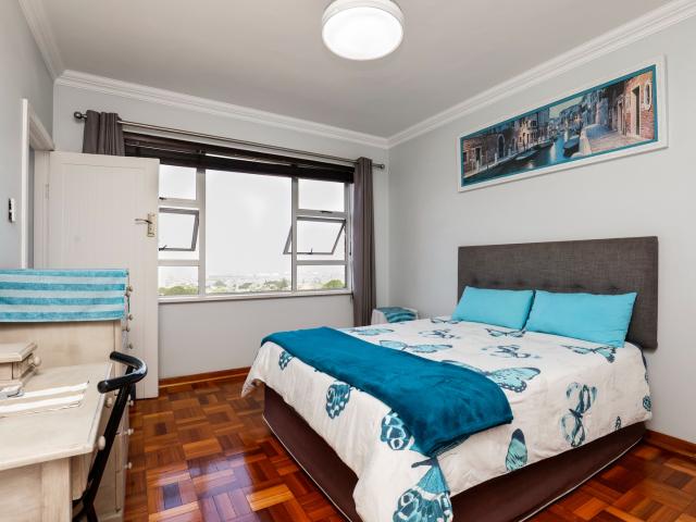 3 Bedroom Apartment / Flat For Sale in Glenwood