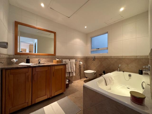 3 Bedroom Apartment / Flat For Sale in Glenwood