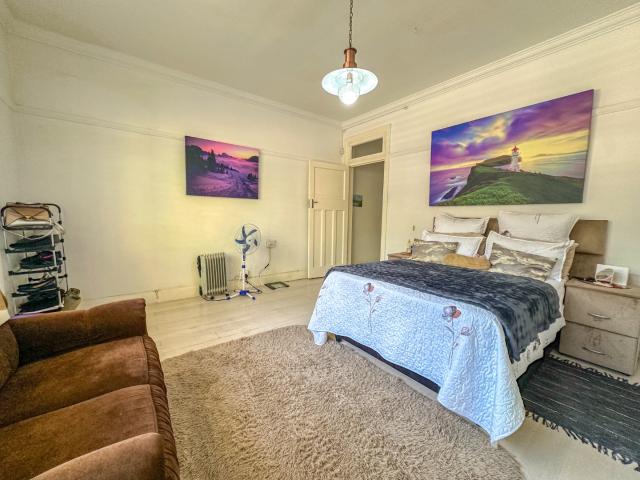 3 Bedroom Apartment / Flat For Sale in Glenwood