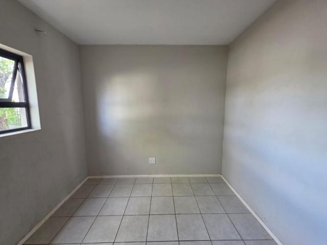 3 Bedroom Apartment / Flat For Sale in Kenleaf