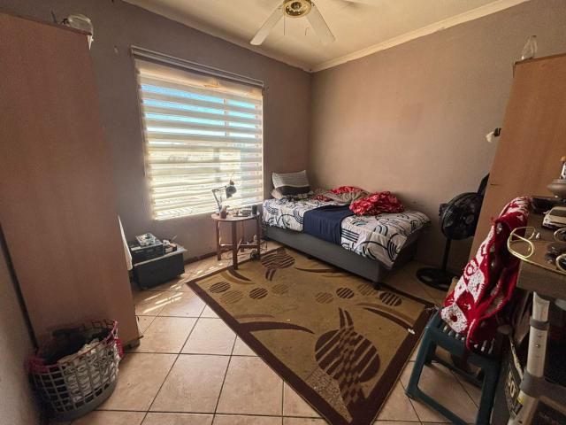3 Bedroom Apartment / Flat For Sale in Honeydew