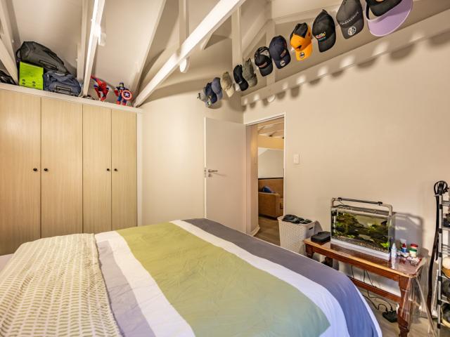 3 Bedroom Apartment / Flat For Sale in Hatfield