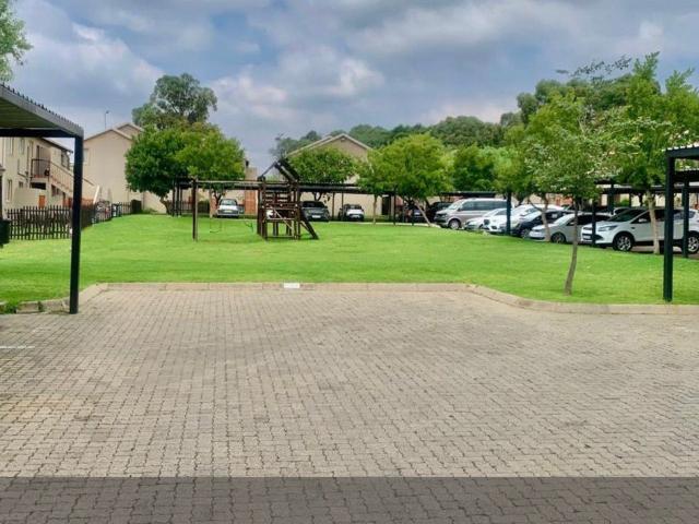 3 Bedroom Apartment / Flat For Sale in Ormonde