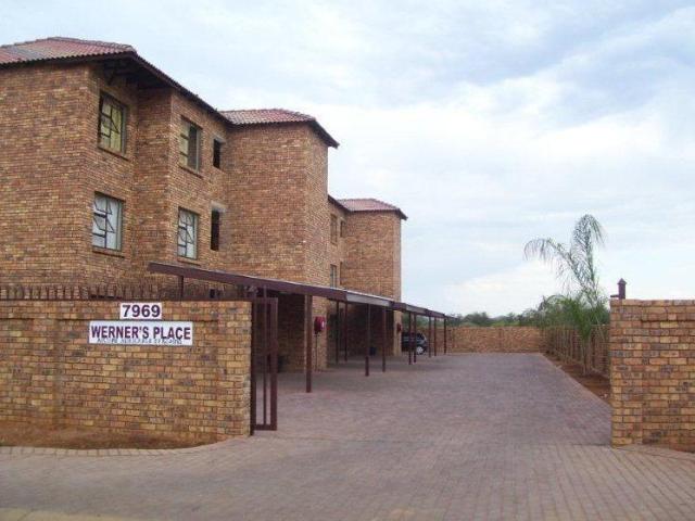 3 Bedroom Apartment / Flat For Sale in Lephalale