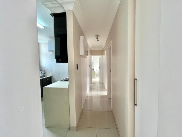 3 Bedroom Apartment / Flat For Sale in Morningside