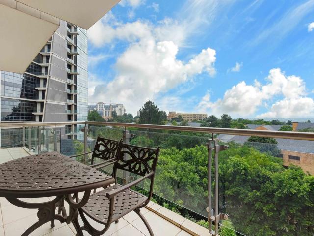 3 Bedroom Apartment / Flat For Sale in Morningside