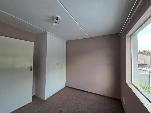 3 Bedroom Apartment / Flat For Sale in Marais Steyn Park