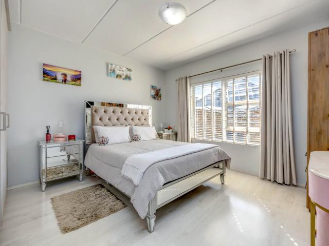 3 Bedroom Apartment / Flat For Sale in North Riding