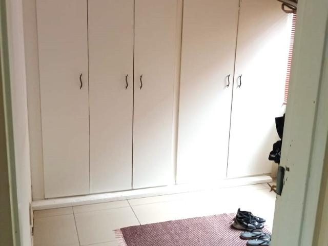 3 Bedroom Apartment / Flat For Sale in Southgate