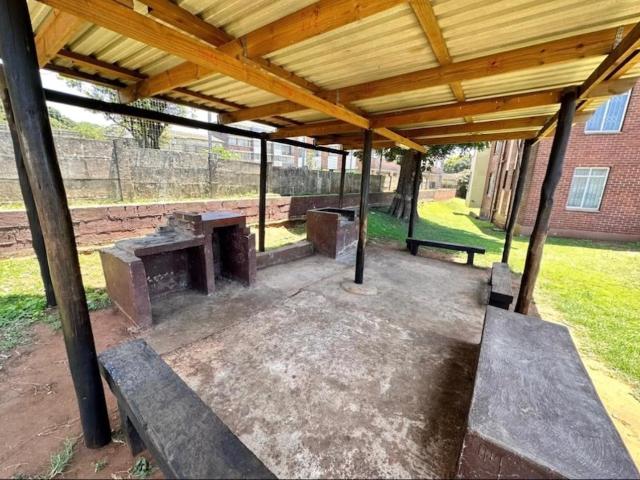 3 Bedroom Apartment / Flat For Sale in Sea View