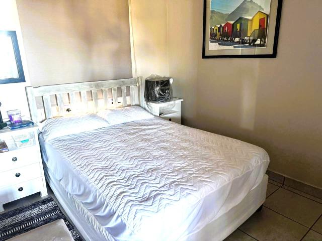 3 Bedroom Apartment / Flat For Sale in Stilbaai Wes