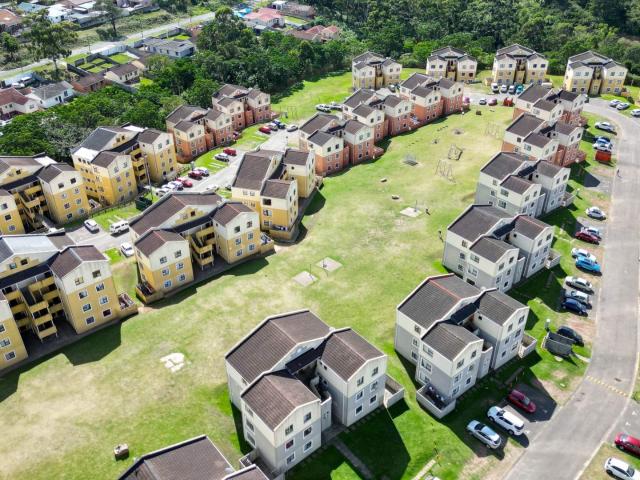 3 Bedroom Apartment / Flat For Sale in Stoneydrift