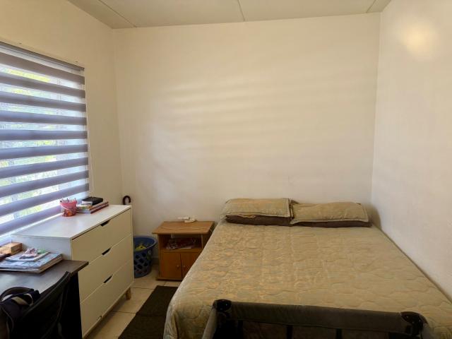 3 Bedroom Apartment / Flat For Sale in Sundowner