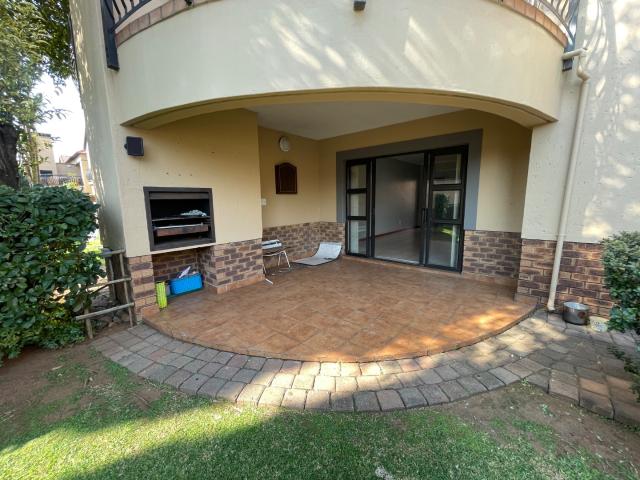 3 Bedroom Apartment / Flat For Sale in Ravenswood