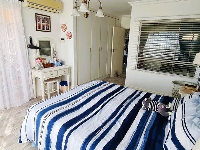 3 Bedroom Apartment / Flat For Sale in Woodgrange