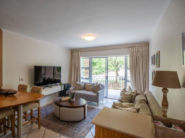 3 Bedroom Apartment / Flat For Sale in West Hill