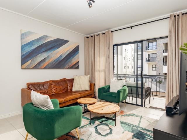 3 Bedroom Apartment / Flat For Sale in The Huntsman