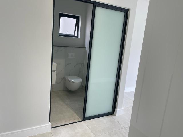 3 Bedroom Apartment / Flat To Rent in Waterfall