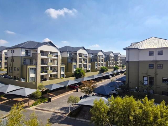 3 Bedroom Apartment / Flat To Rent in Waterfall