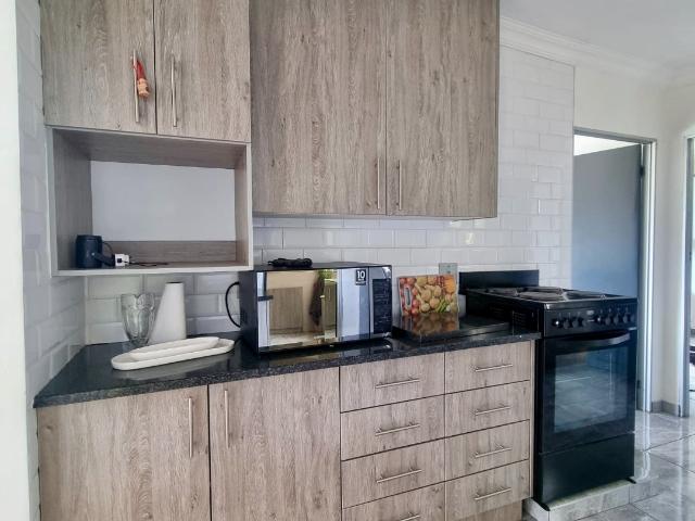 3 Bedroom Apartment / Flat To Rent in Waterkloof