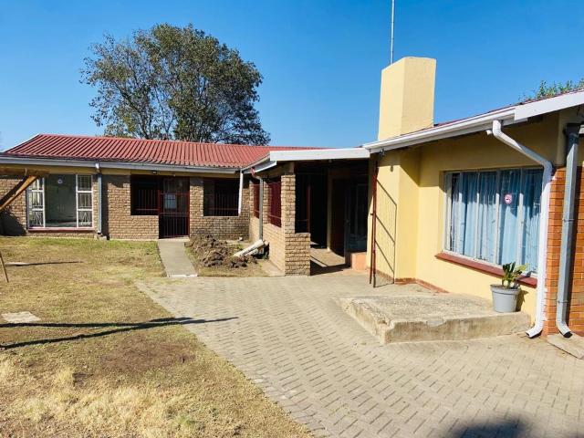 3 Bedroom Apartment / Flat to Rent in Amajuba Park
