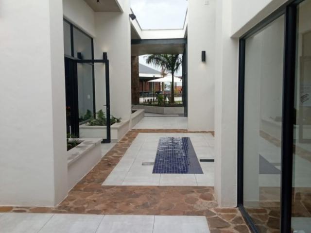 3 Bedroom Apartment / Flat To Rent in Ballito Central