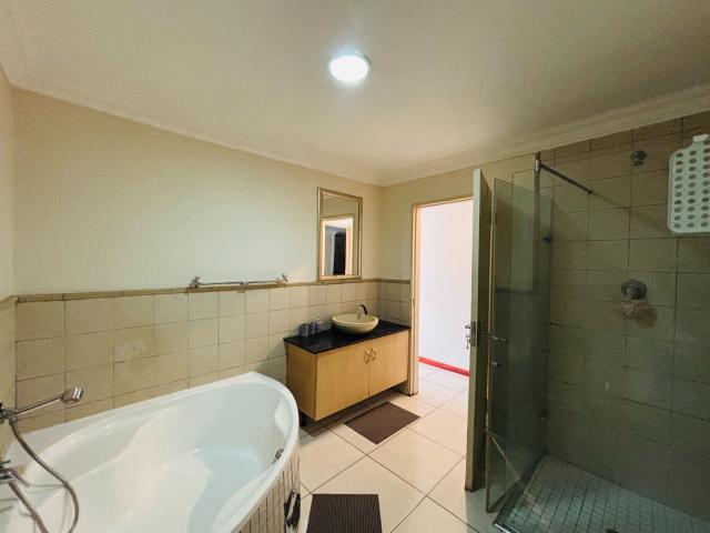 3 Bedroom Apartment / Flat To Rent in Brooklyn