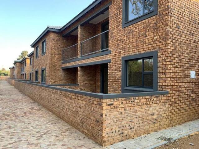 3 Bedroom Apartment / Flat to Rent in Crystal Park