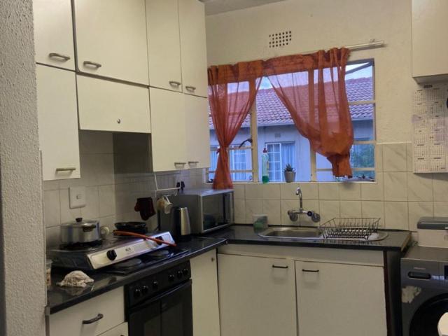 3 Bedroom Apartment / Flat To Rent in Eden Glen