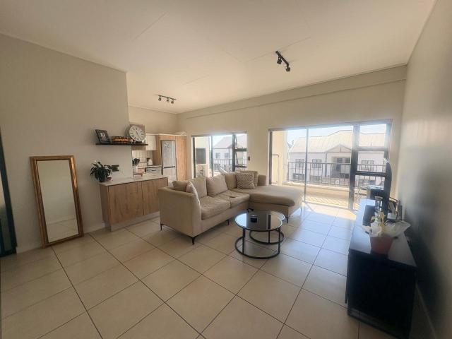 3 Bedroom Apartment / Flat To Rent in Linbro Park