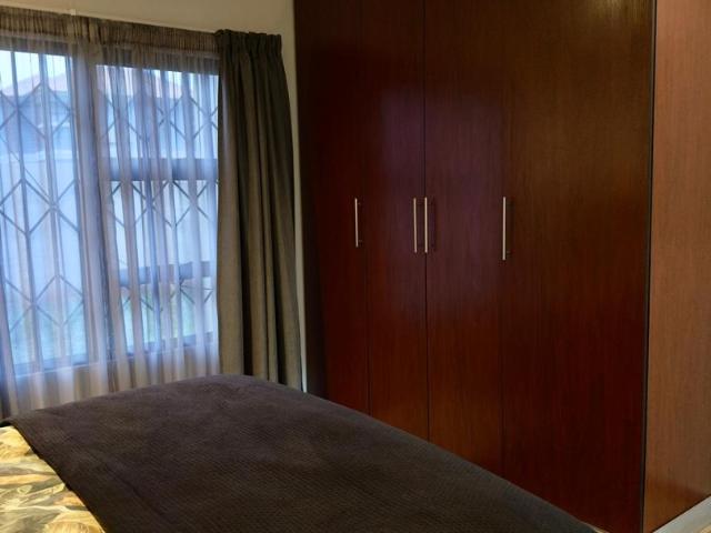 3 Bedroom Apartment / Flat To Rent in Melodie