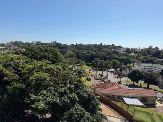 3 Bedroom Apartment / Flat To Rent in Morningside