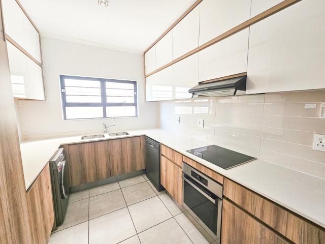 3 Bedroom Apartment / Flat To Rent in Richwood