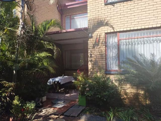 3 Bedroom Apartment Florauna Florauna 103577086
