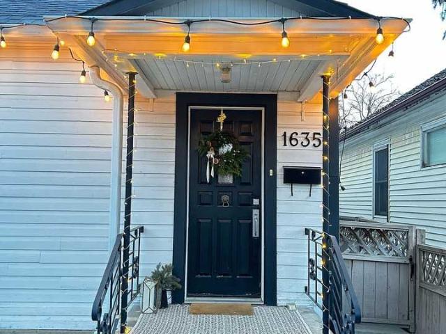 3 Bedroom Apartment for Rent at 1635 16a St Se, Calgary, AB T2G 3S6 Inglewood