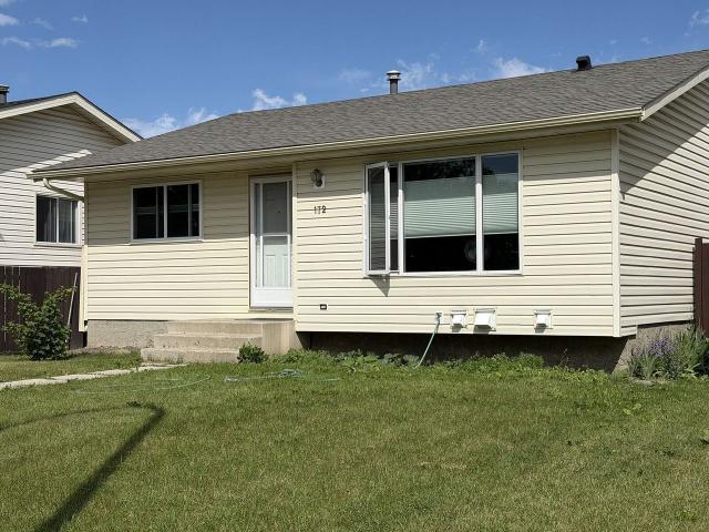 3 Bedroom Apartment for Rent at 172 Castledale Way Ne, Calgary, AB T3J 2A2 Castleridge