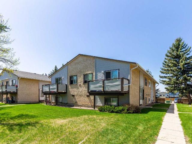 3 Bedroom Apartment for Rent at 102B Oak Ave, Okotoks, AB T1S 1H9