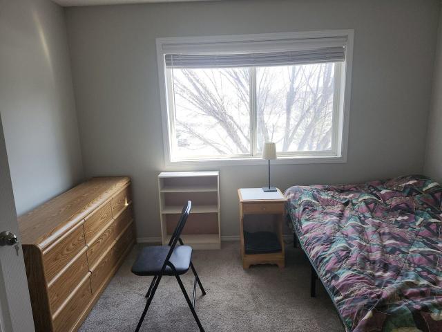 3 Bedroom Apartment for Rent at 10909 Mcdougall Landing, Edmonton, AB T5H 4M7 Central McDougall