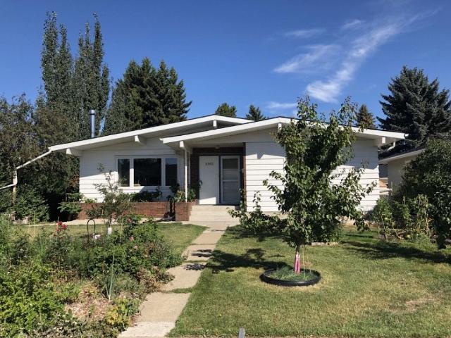 3 Bedroom Apartment for Rent at 10932 38 Ave Nw, Edmonton, AB T6J 0K7 Duggan
